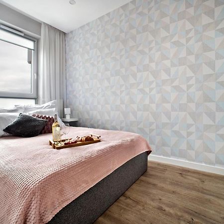 Komputerowa Serviced Apartments By P&O Варшава Экстерьер фото