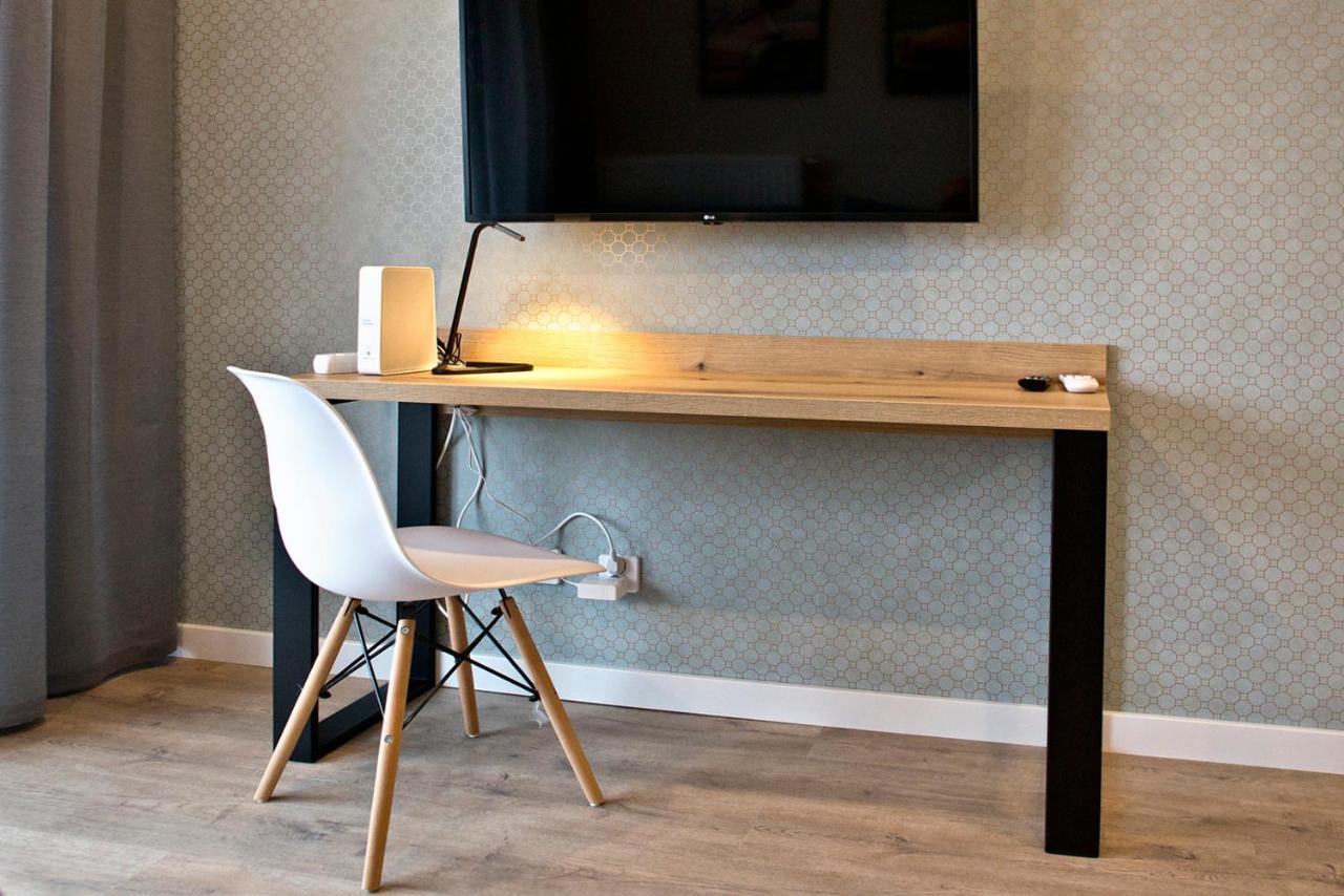 Komputerowa Serviced Apartments By P&O Варшава Экстерьер фото
