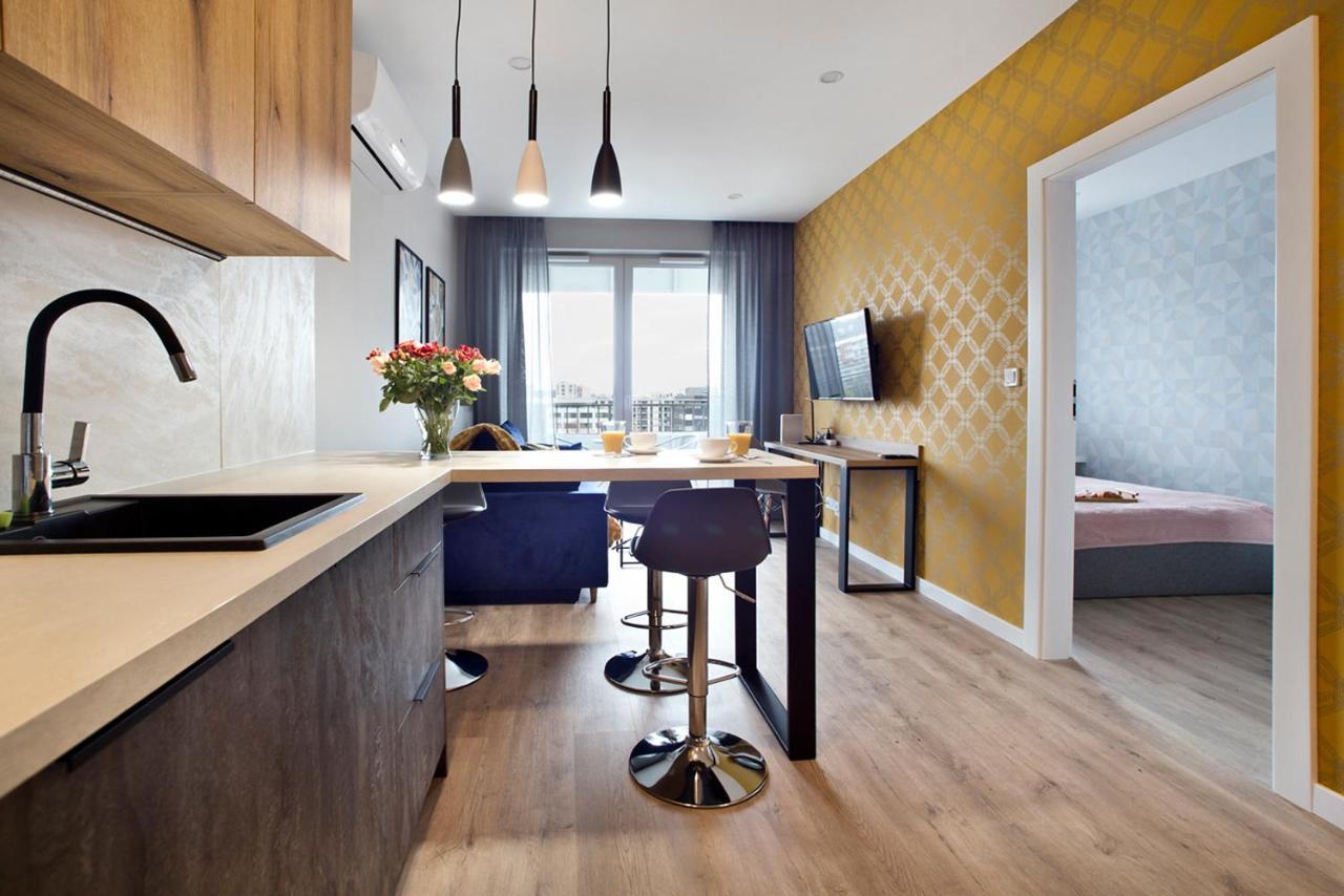 Komputerowa Serviced Apartments By P&O Варшава Экстерьер фото
